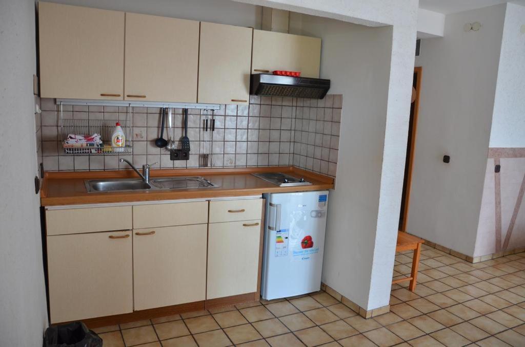 Apartmani Kemac Stara Novalja Εξωτερικό φωτογραφία