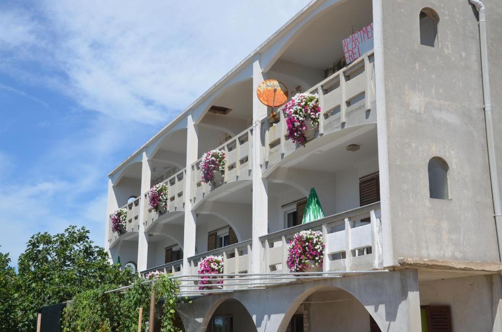 Apartmani Kemac Stara Novalja Εξωτερικό φωτογραφία
